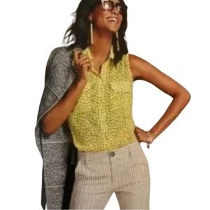 CAbi Women’s Size Small Viola Blouse #5348 Yellow Daisy Print Sleeveless Blouse